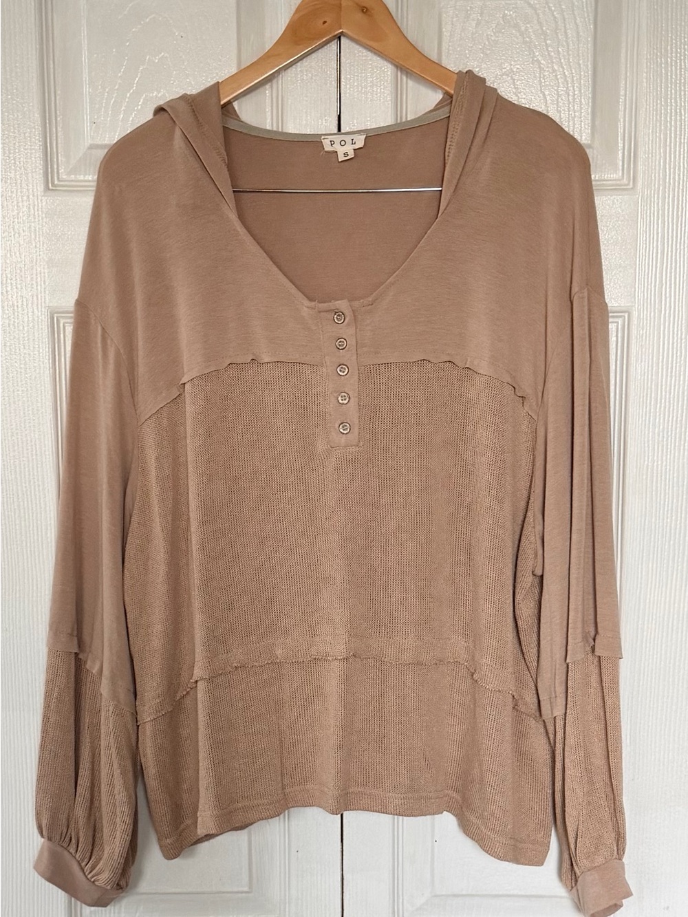POL Hooded Henley Pullover in Taupe